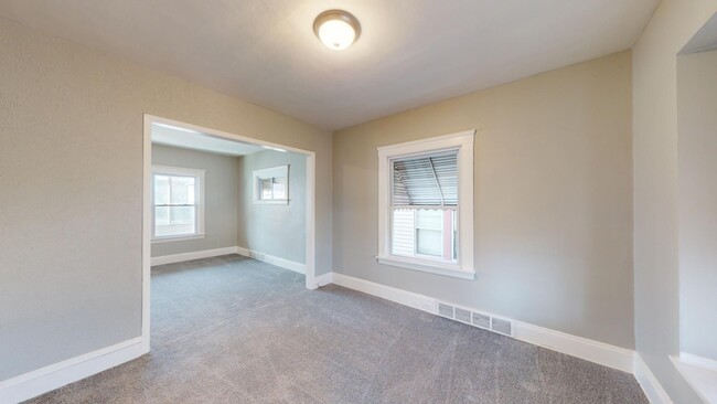 Building Photo - LEASE TO OWN your home! - 3 Bed / 1 Bath i...