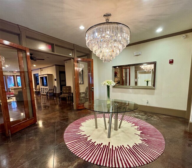 Building Photo - 2400 McCue Rd