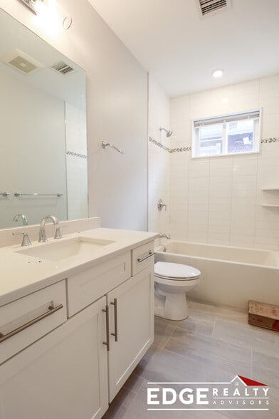 Building Photo - 95 Brooks St