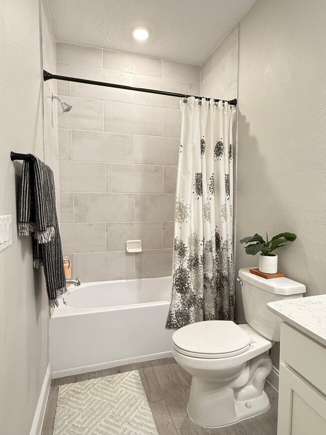 Building Photo - 76 Neighbor Ct