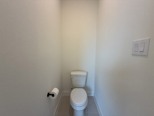 Building Photo - 2463 Bussey Dr