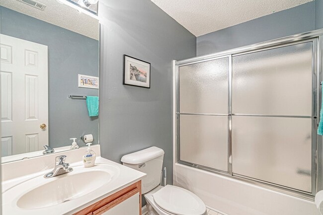 Building Photo - 2 Bed 2 Bath Long Term Rental - Windsor Green in Carolina Forest