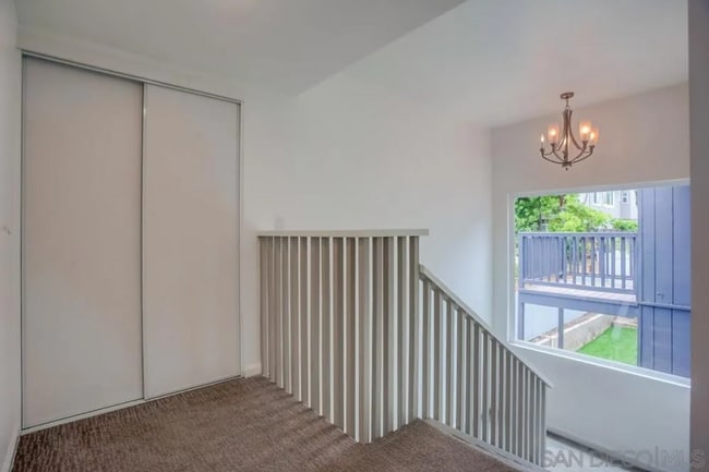 Building Photo - Townhome in the heart of La Jolla’s coveted Beach Barber Tract