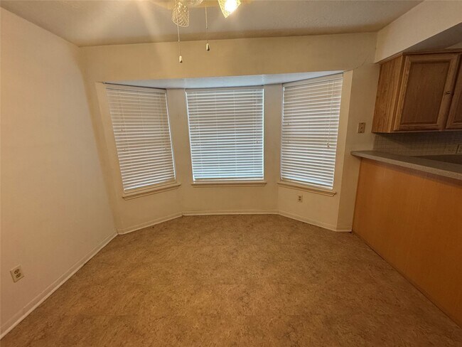 Building Photo - 22803 Trailwood Ln