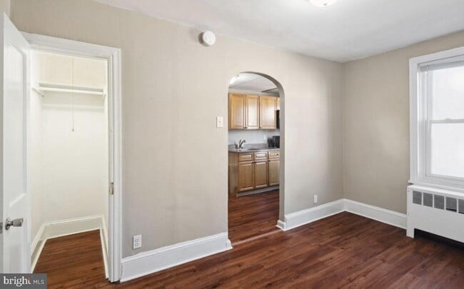 Building Photo - 4971 Kershaw St