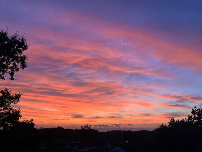 Building Photo - GORGEOUS SUNSET VIEW FROM BALCONY/ NEWLY RENOVATED