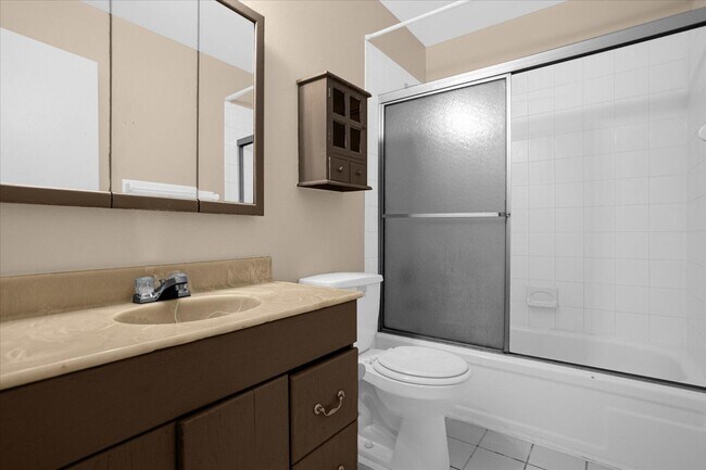 Building Photo - 411 Sheoah Blvd