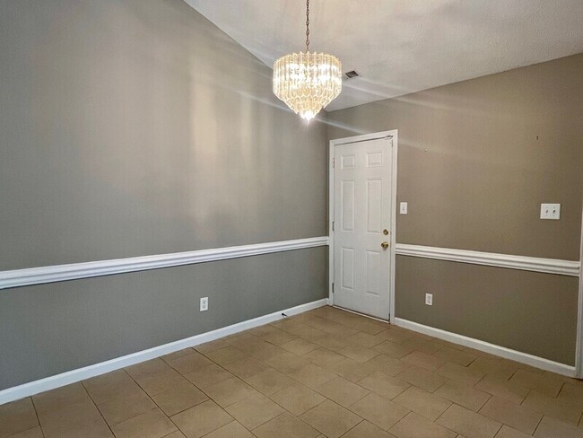 Building Photo - 8410 Cullingford Ln