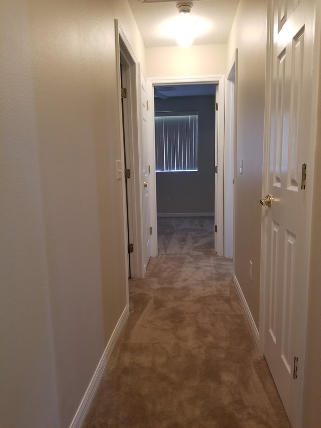 Building Photo - 411 Australian Way