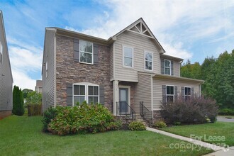 Building Photo - 5115 Chapel Chase Lane