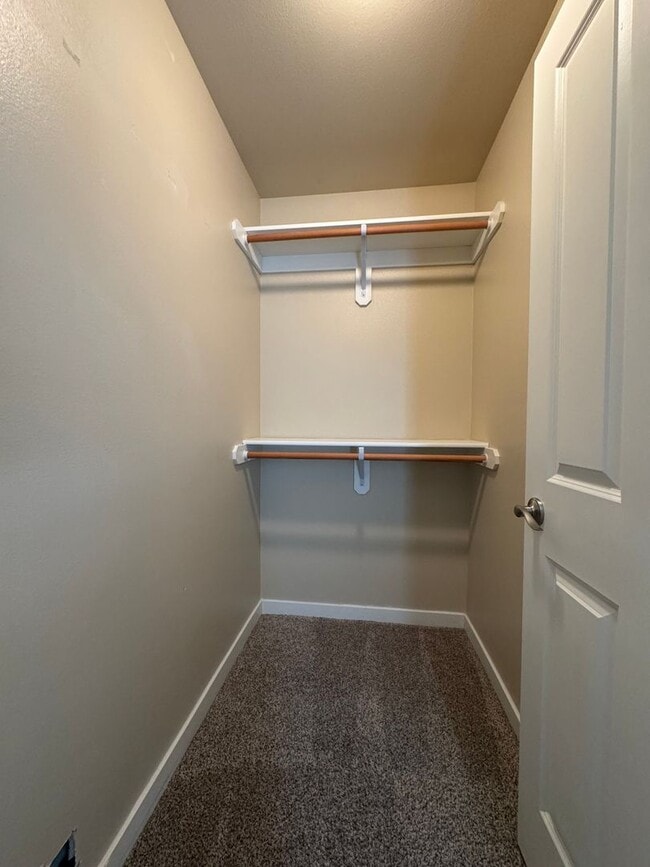 Building Photo - Cambridge Place I - 2239