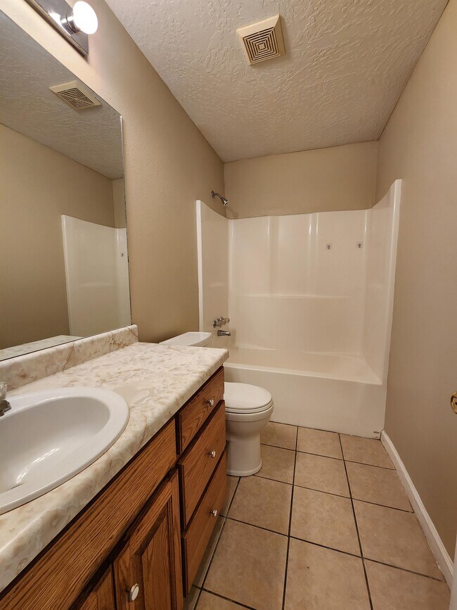 Building Photo - 8193 Redstone Dr