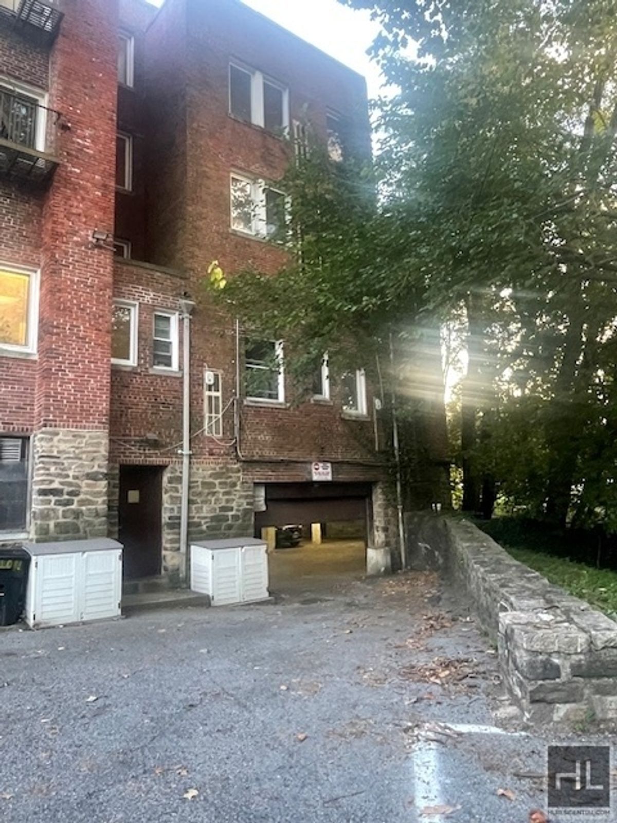 Building Photo - 69 Harney Rd