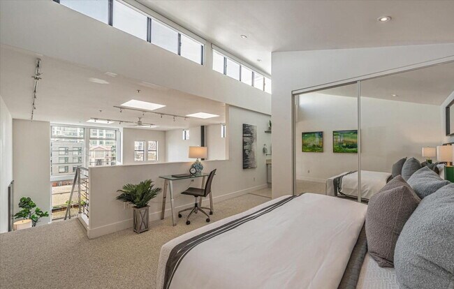 Building Photo - Upscale Living at Its Finest