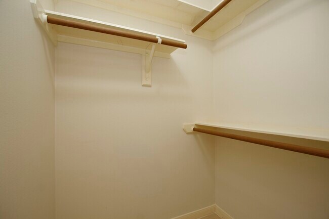Building Photo - 13618 Shadow Falls Ct