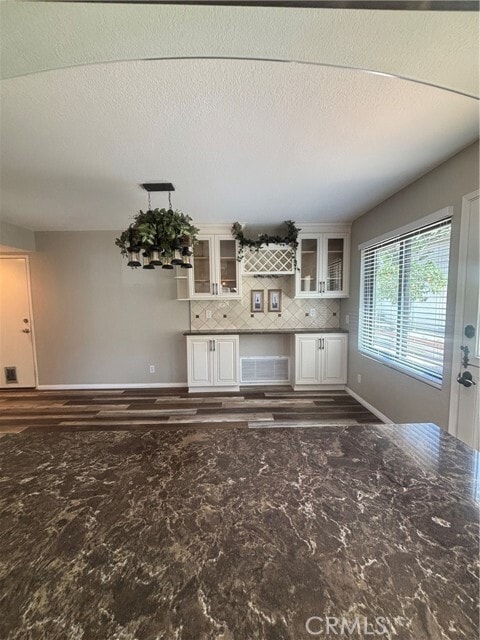 Building Photo - 5 Falcon Crest Ln