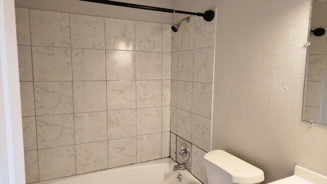 Building Photo - Turn the Key to Comfort & Convenience. MOV...