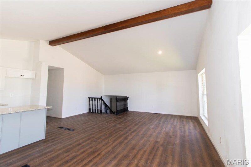 Building Photo - 114 Green Forest Estates Dr