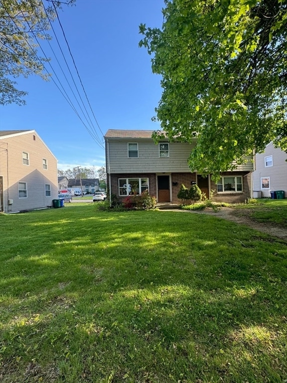 Building Photo - 112 Rowe St
