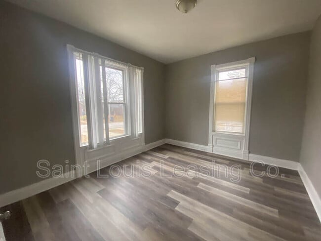 Building Photo - 6163 Gambleton Pl