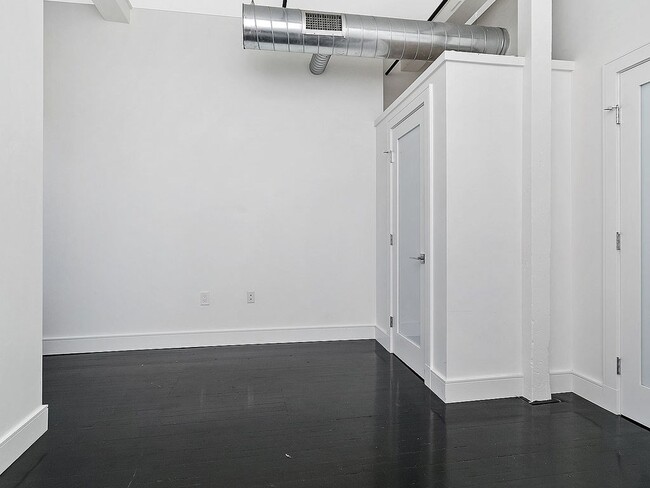 Building Photo - 250 Brighton Ave