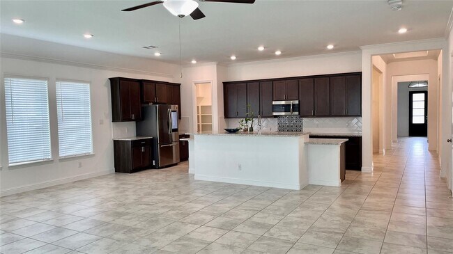 Building Photo - 3214 Skylark Valley Trace