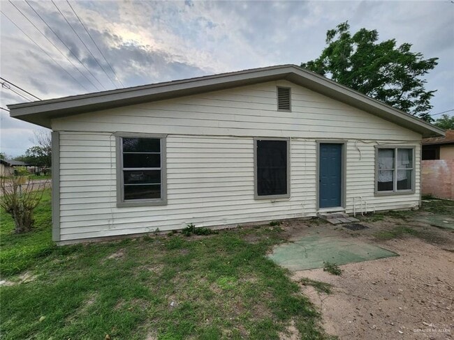 Building Photo - 20 Thornton St