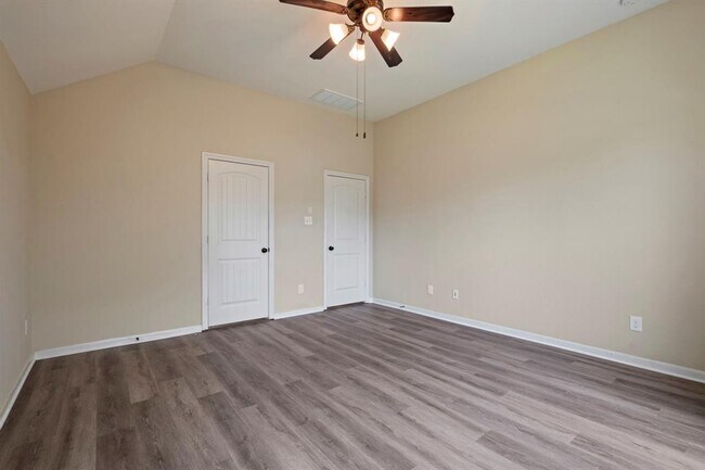 Building Photo - 22407 Emerald Point Ln