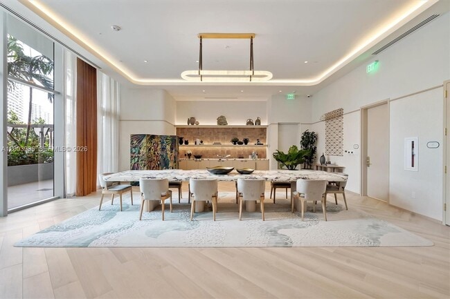 Building Photo - 77 SE 5th St