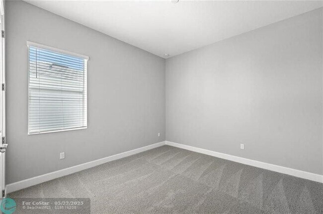 Building Photo - 5356 Liberty Ln