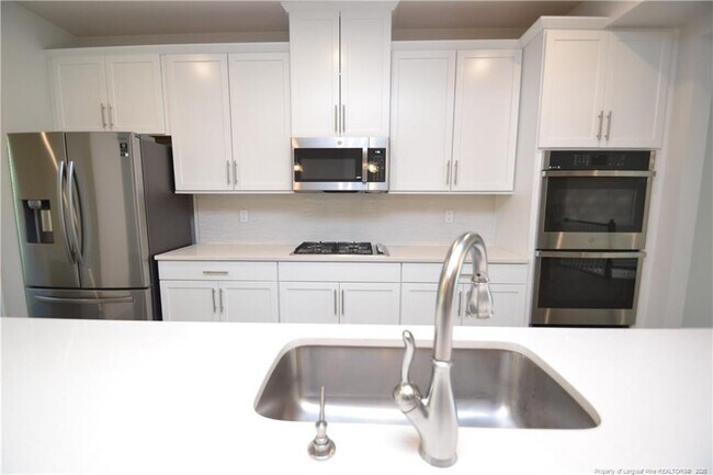 Building Photo - 1248 Channing Park Cir