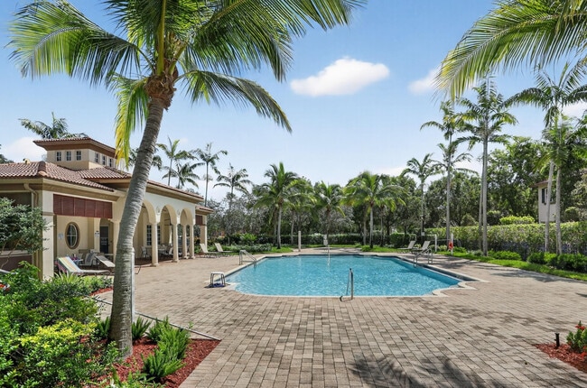 Building Photo - 6012 NW 116th Dr