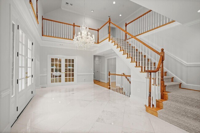 Building Photo - 9809 Hall Rd
