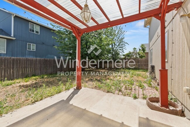 Building Photo - Welcome to your new home in Airway Heights...