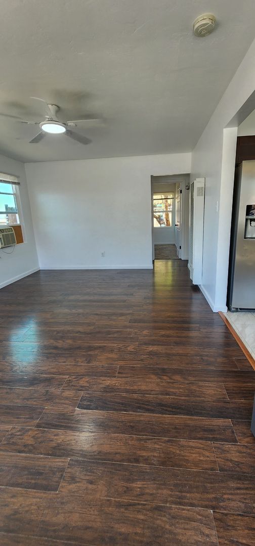 Building Photo - $500 Move in Special!! Spacious 3bdr house near College Grove!