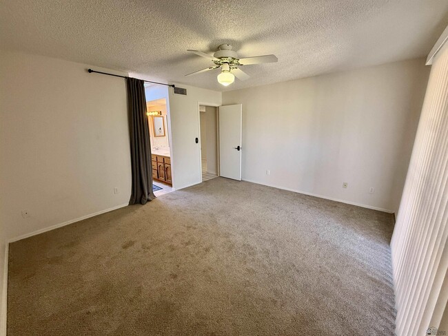 Building Photo - 11878 Calle Del Cid