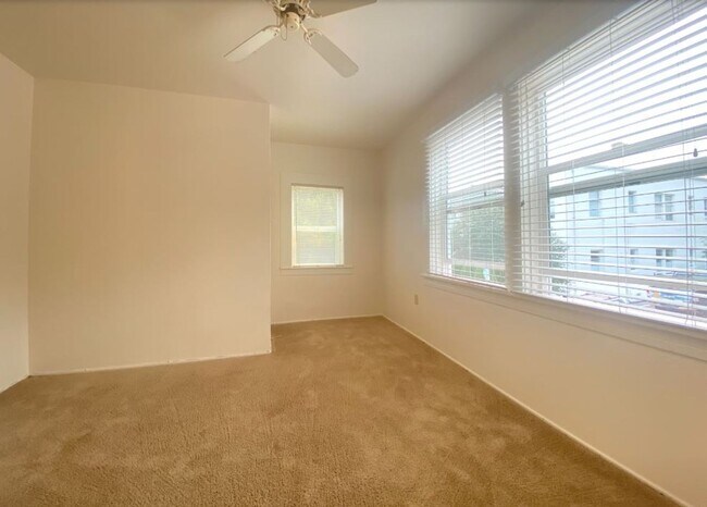 Building Photo - Historic Santa Cruz Charm | Private Carriage House Residence Near Downtown