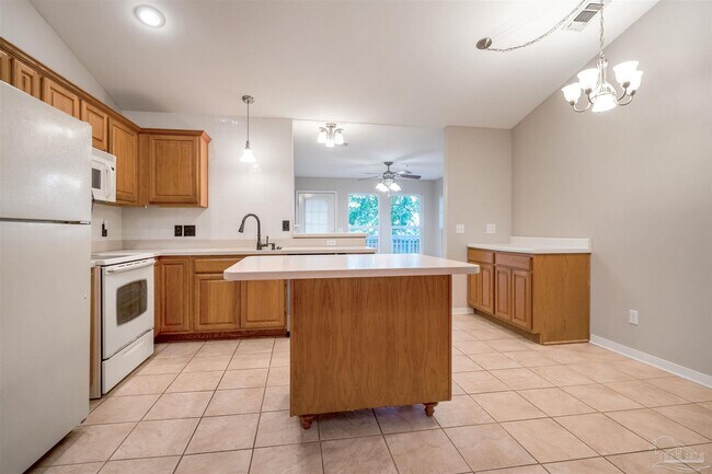 Building Photo - 9150 Stillbridge Ln