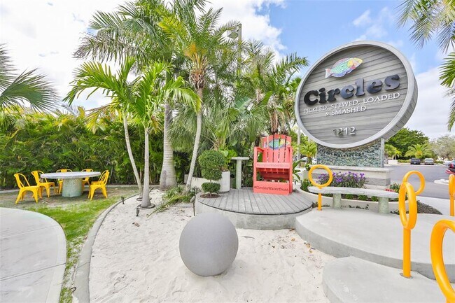 Building Photo - 1041 Apollo Beach Blvd
