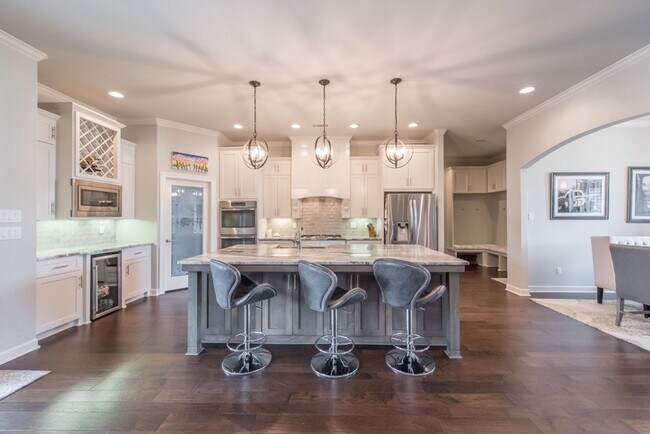 Building Photo - Sherwood Rental