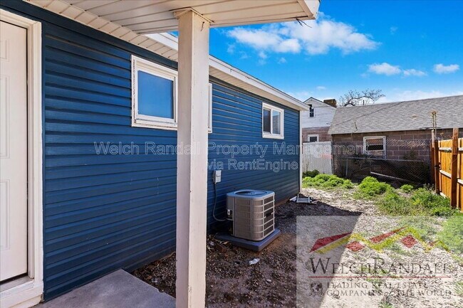 Building Photo - 212 W 4800 S