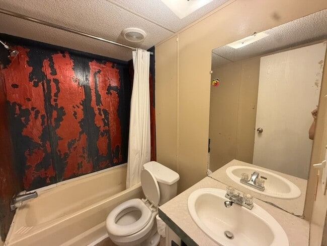 Building Photo - Affordable Mobile Home