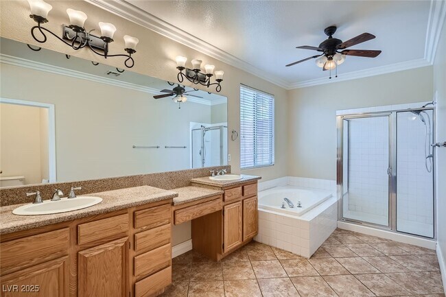 Building Photo - 500 Desert Summit Ct