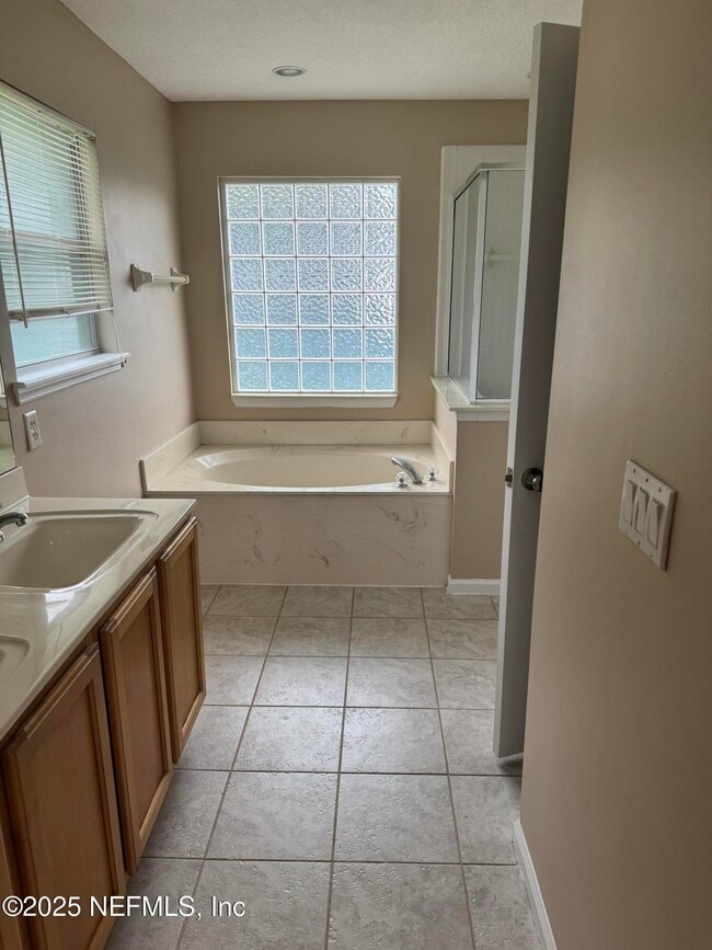 Building Photo - 1428 Tintern Ln