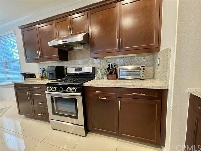 Building Photo - 36 Calypso