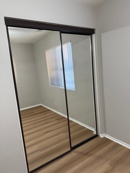 Building Photo - 39259 Via Las Sintras