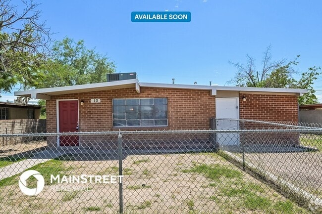 Building Photo - 10 E Corona Rd