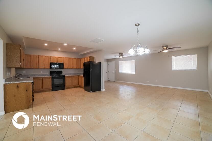 Building Photo - 11548 E Marguerite Ave