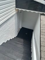 Building Photo - 522 Bayport Ave