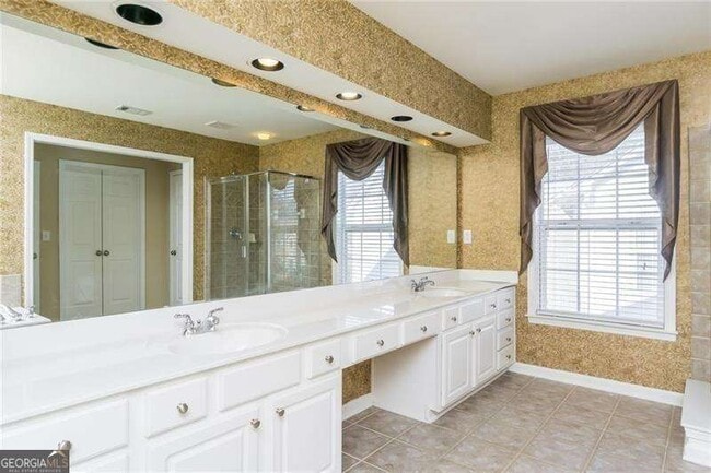 Building Photo - 4987 Rustic Canyon Dr